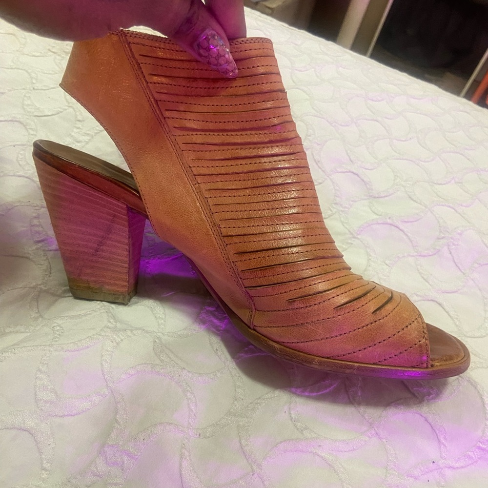 Paul Green Tan Cutout Leather Open-Toe Block Heel